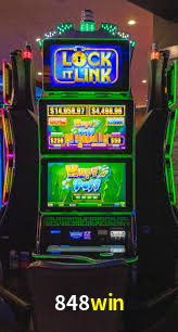 A Ascensão dos Esportes Eletrônicos: Um Novo Paradigma no Entretenimento